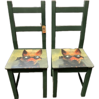 2 Stoelen Met Stoere Vos