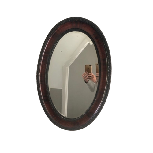 Ovale Spiegel Met Houtensierlijst