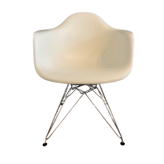 4 Of 6 Originele Witte Vitra Eames Dar Stoelen 1