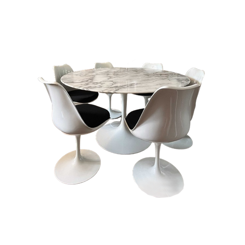 Tulip Tafel Met 6 Stoelen