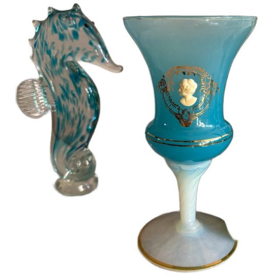 Vintage Italiaans Opaline Glas Vaasje 1
