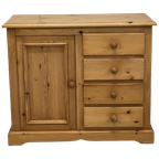 Oudgrenen Dressoirtje Brocante Buffetkast thumbnail 1