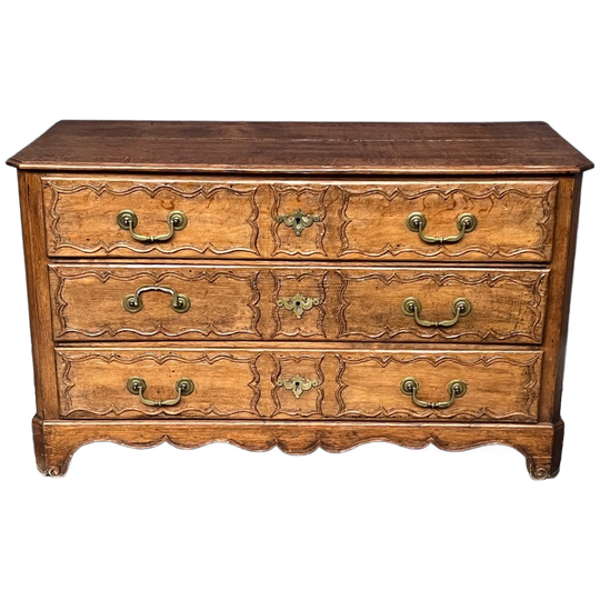 Antieke Ladekast In Lodewijk Xv-stijl. 18e Eeuw. 1