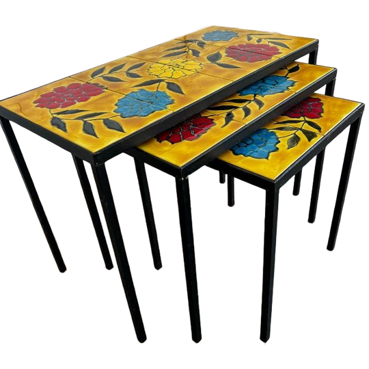 Set Van 3 Vintage Nesting Tables / Tegeltafeltjes 1