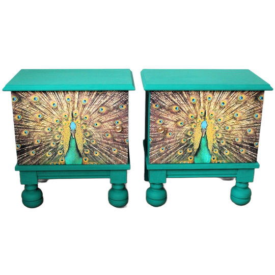 2 Groene Nachtkastjes “trots Als Een Pauw” 1