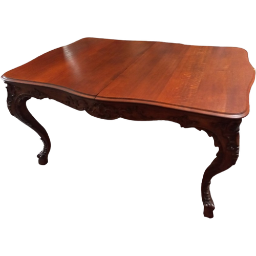 Grote Luikse Tafel Met Prachtig Beeldhouwwerk