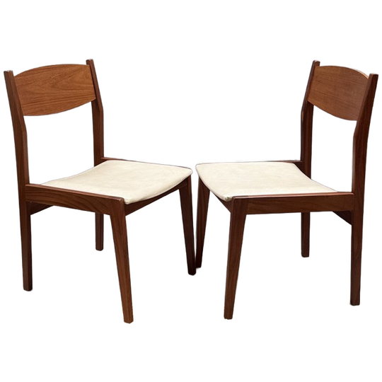 Vintage Eetkamerstoelen- Set Van Twee 1