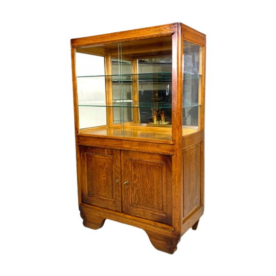 Art Deco Vitrinekast Met Glazen Schuifdeuren 1
