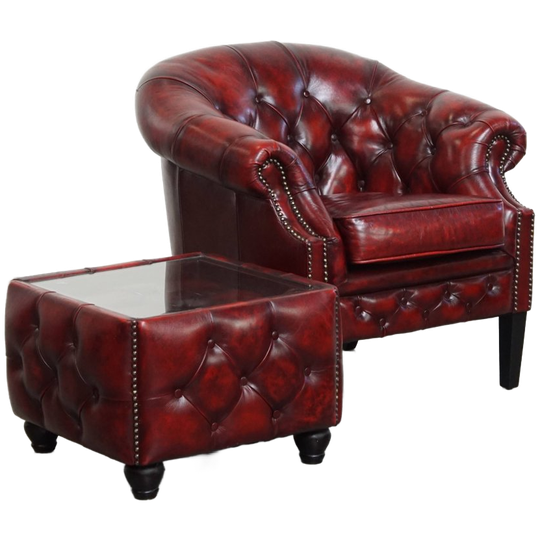 Set Van Een Rode Rundleren Chesterfield Clubfauteuil En Een Bijpassende Bijzet/ Salontafel 1