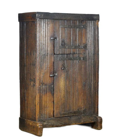 Baskische Eiken Bergkast, 17de Eeuw 1