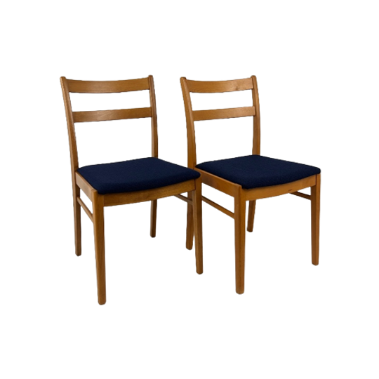 Set Van Twee Vintage Zweedse Eetkamerstoelen Granberget 1
