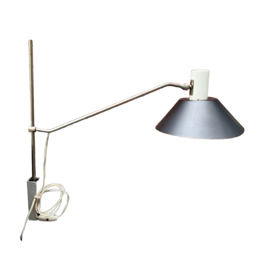Anvia Wandlamp 1