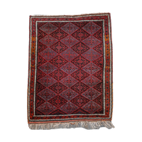 Leuk Oosters Vloerkleed In Voornamelijk Rood En Grijs Tinten En Een Mooi Motief 150X100Cm