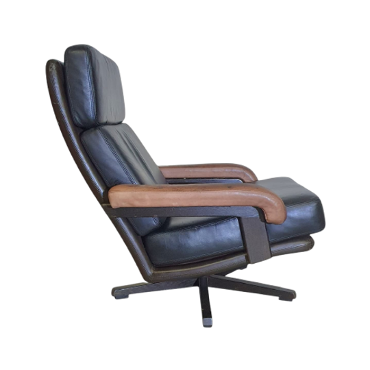 Beautiful Vintage Design Leolux Swivel Armchair, Made In Brown / Darkbrown / Black Leather And Wo 1