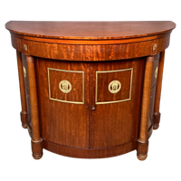 Dressoir In Empirestijl.