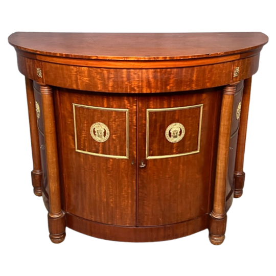Dressoir In Empirestijl. 1