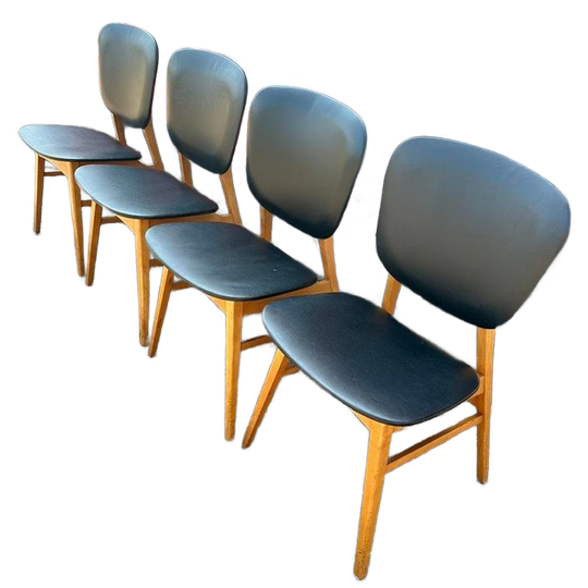 4 Vintage Eetkamerstoelen 1