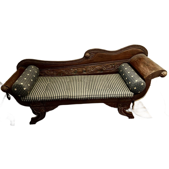 Antiek Indonenisch Bankje 1