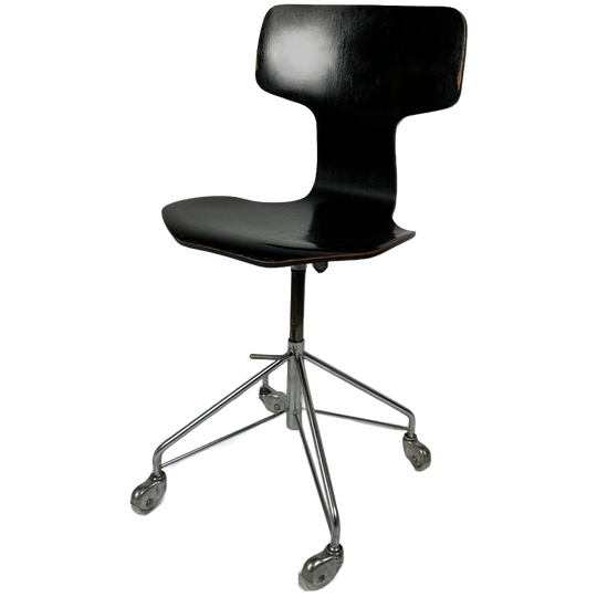 Vintage Model 3113 Swivel Office Chair From 1969 By Arne Jacobsen For Fritz Hansen 1