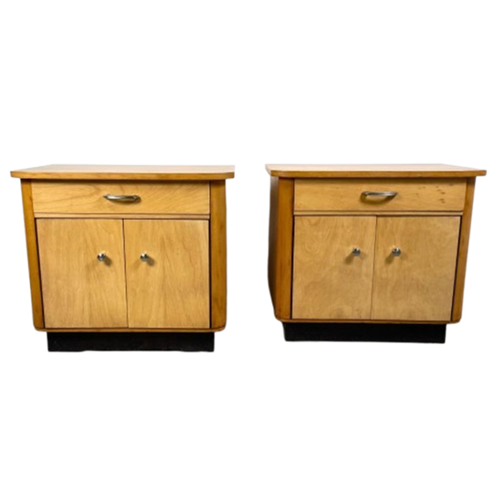 Set Nachtkastjes Uit De Jaren ‘60 1