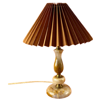 Prachtige Vintage Onyx En Messing Lamp Met Nieuw Bruin Plissé Kapje | Kerst