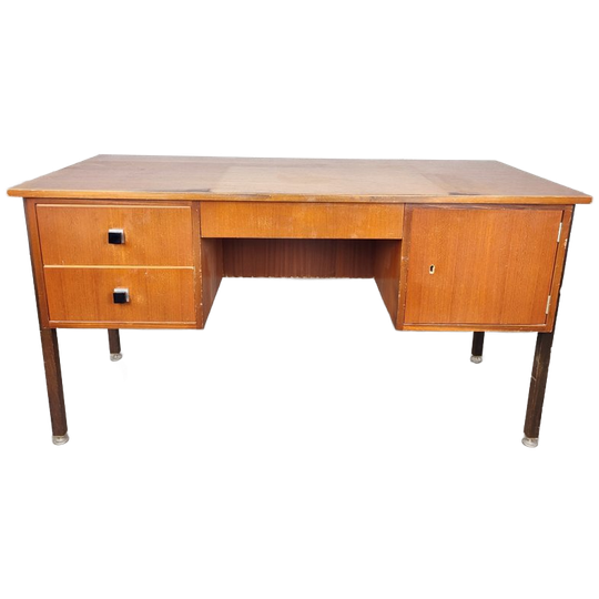 Vintage Bureau Om Op Te Knappen 1