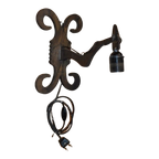 Ijzeren Lamp Om Aan De Wand Te Hangen thumbnail 1