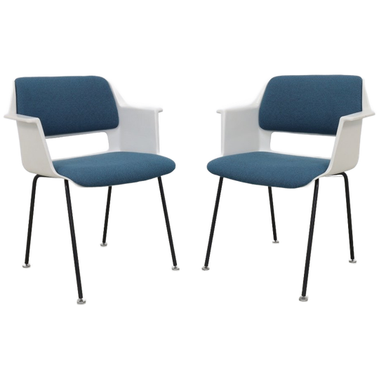2X Stoel Model 2225 André Cordemeyer Gispen, 1970S 1