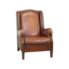 Zeer Statige, Luxe Fauteuil Gemaakt Van Schapenleer Met Een Hoge Rug thumbnail 1