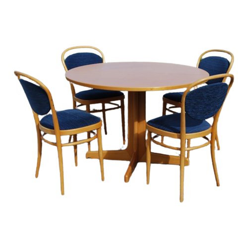 Thonet Ronde Tafel Met 4 Stoelen