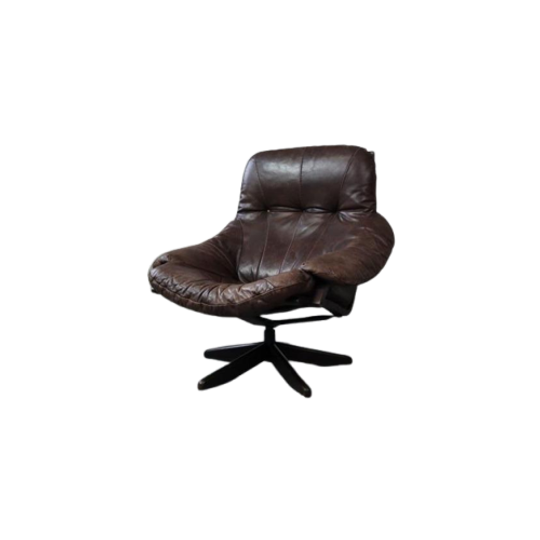 Leather Swivel Lounge Chair By Gerald Easden For Module 1