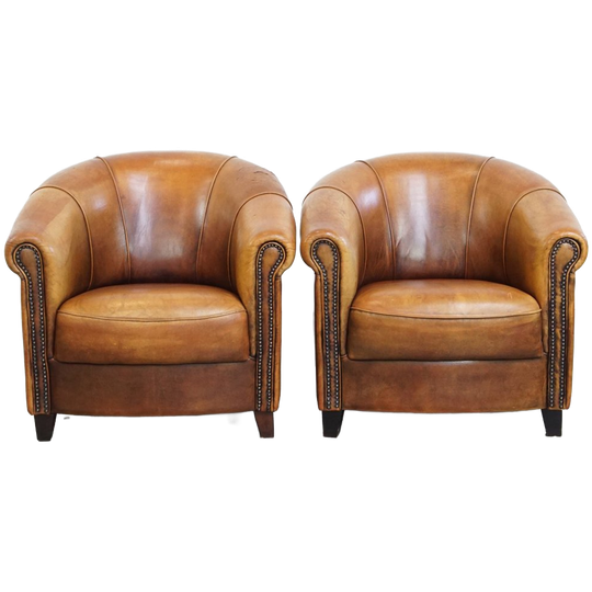 Tijdloze En Comfortabele Set Van 2 Schapenleren Clubfauteuils Afgewerkt Met Siernagels 1