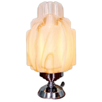 Art Deco Tafellamp, Type Wolkenkrabber, Opaline, 1930 thumbnail 1
