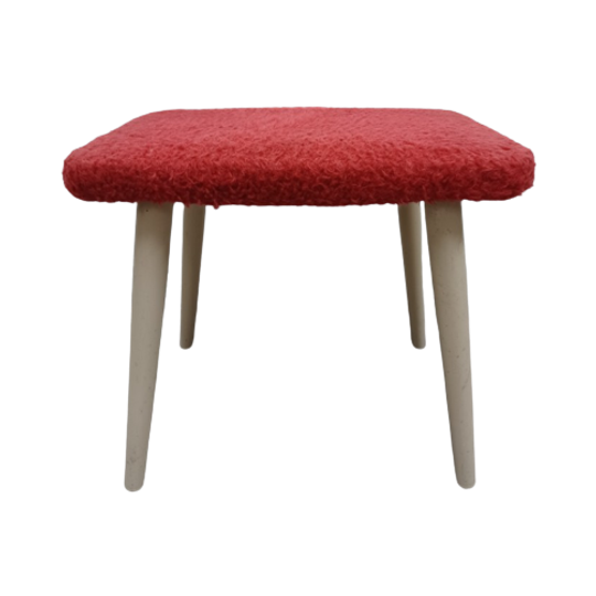 Red Footrest 1