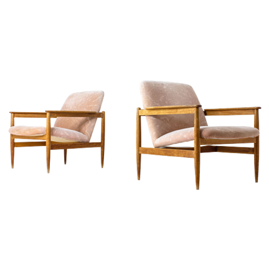 Set Van Twee Deense Lounge Fauteuils In Roze Stof 1