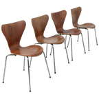 Arne Jacobsen Vlinder Stoelen Series 7 thumbnail 1