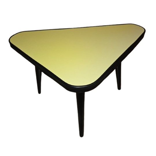 Prachtige Retro Okergele Driehoek Bijzettafel Met Zwarte Poten 1