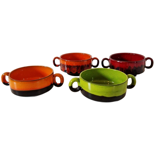 Set Van 4 Vintage Soepkommen Lavaglazuur Kommen 1