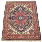 Vintage Vloerkleed Met Voornamelijk Rood En Donkerblauw Met Patronen 236x170cm thumbnail 1