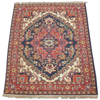 Vintage Vloerkleed Met Voornamelijk Rood En Donkerblauw Met Patronen 236x170cm