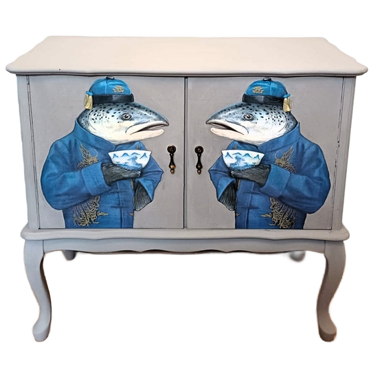 Grijze Queen Ann Kast “vissen” 1