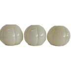 Antieke Art Deco Lampenkapjes Met Parelmoer Tint thumbnail 1