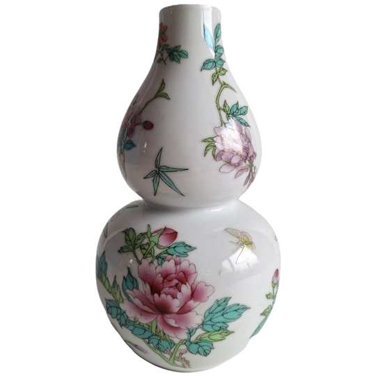 Famille Rose Knobbelvaasje 1