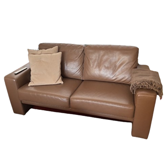 2 Mooie Leren Banken Kleur Taupe 1
