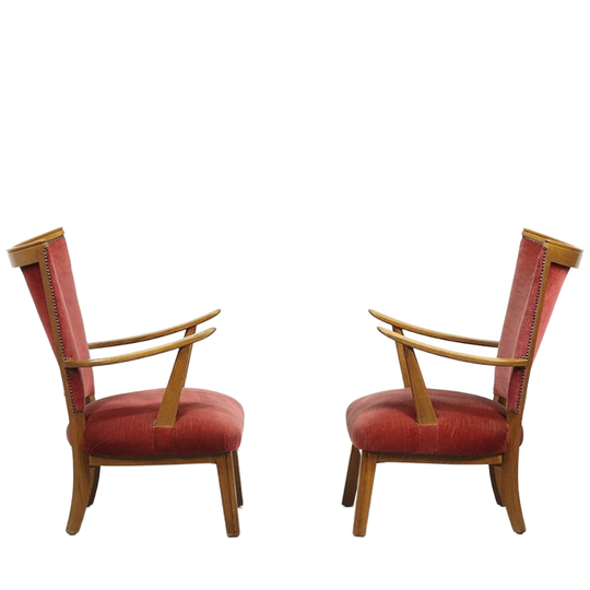 Twee Vintage Armstoelen Met Roze Bekleding - Setprijs 1