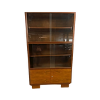 Vintage Notenhouten Vitrine/Boekenkast thumbnail 1