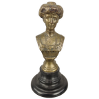 Kleine Bronzen Buste Koningin Elisabeth thumbnail 1