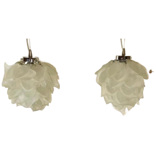 Set Van 2 Glycine Glazen Petal Hanglampen, Spiridon Deco 1