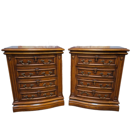 Klassieke Italiaanse Nachtkastjes, Ladekasten Afm. 55x33cm En 64cm Hoog. 1