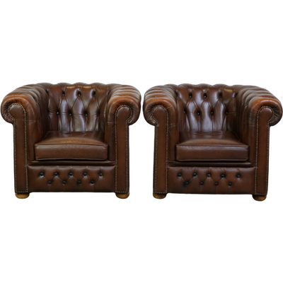 Mooie Set Van 2 Zeer Correcte Bruine Rundleren Chesterfield Fauteuils